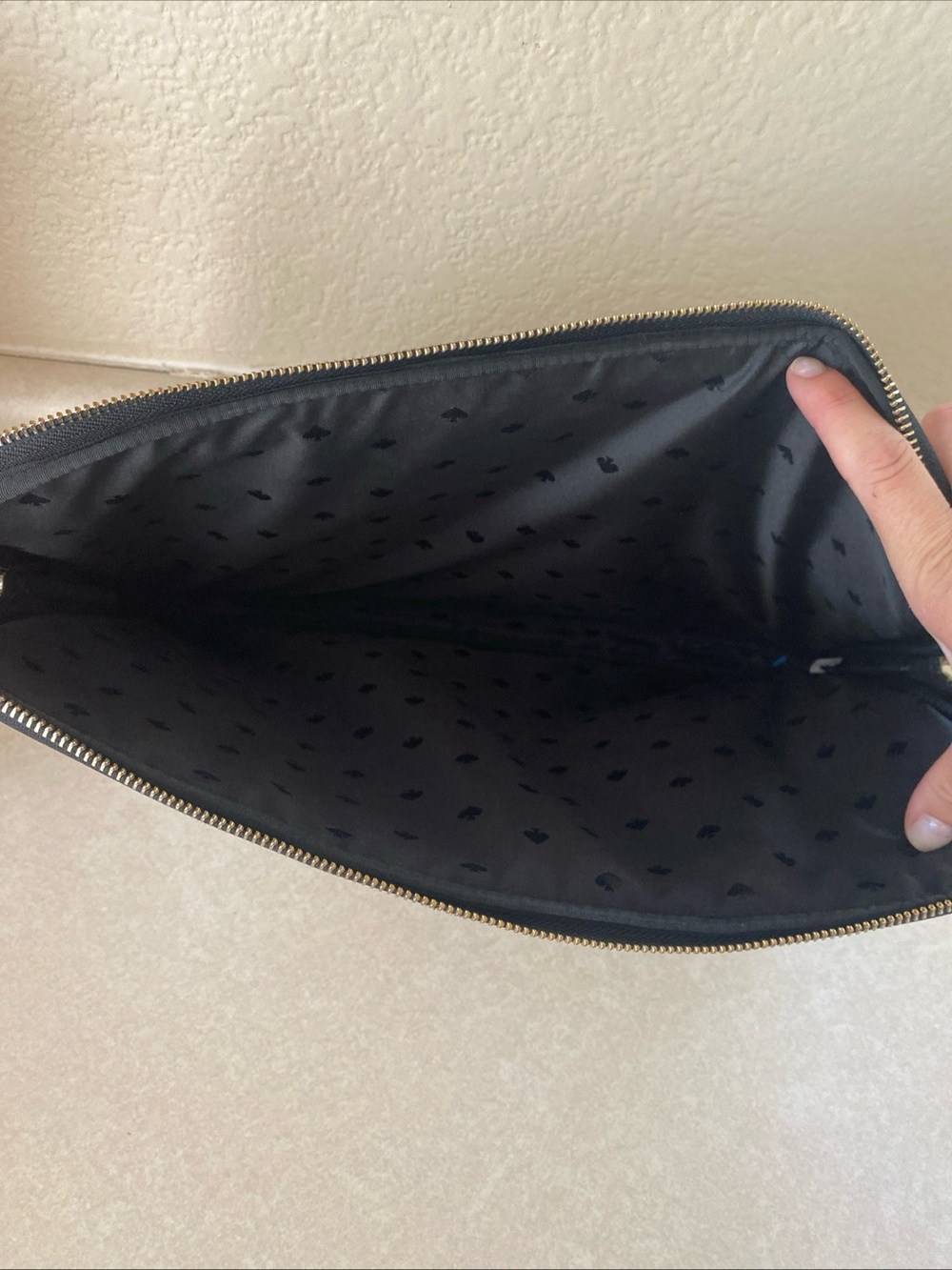 Kate Spade Disney Minnie Mouse Figaro Cat Laptop Sleeve Limited Edition - Picture 7 of 11